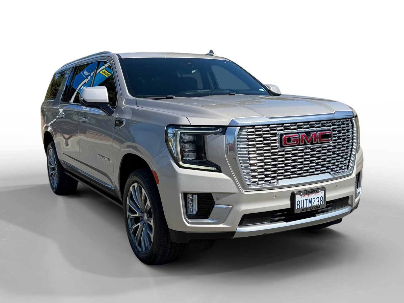 Used 2021 Pearl Beige Metallic GMC Denali image 7