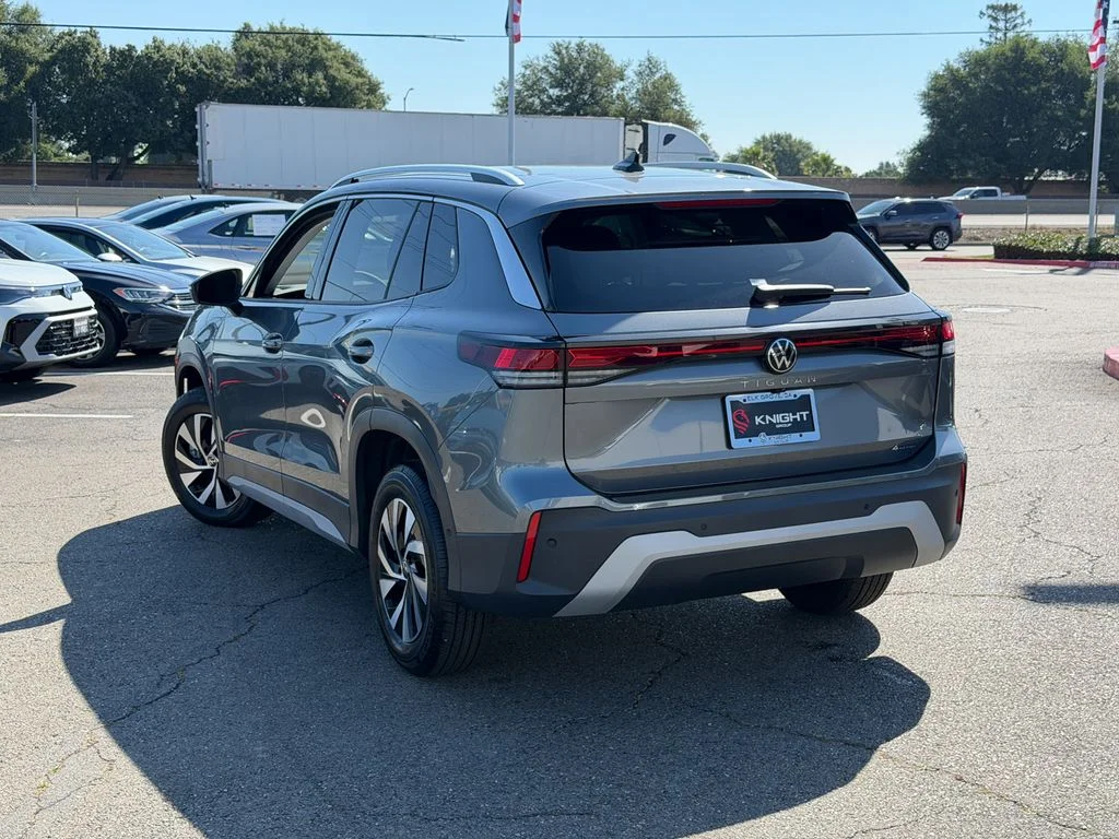 New 2026 Platinum Gray Metallic Volkswagen 2.0T S image 9