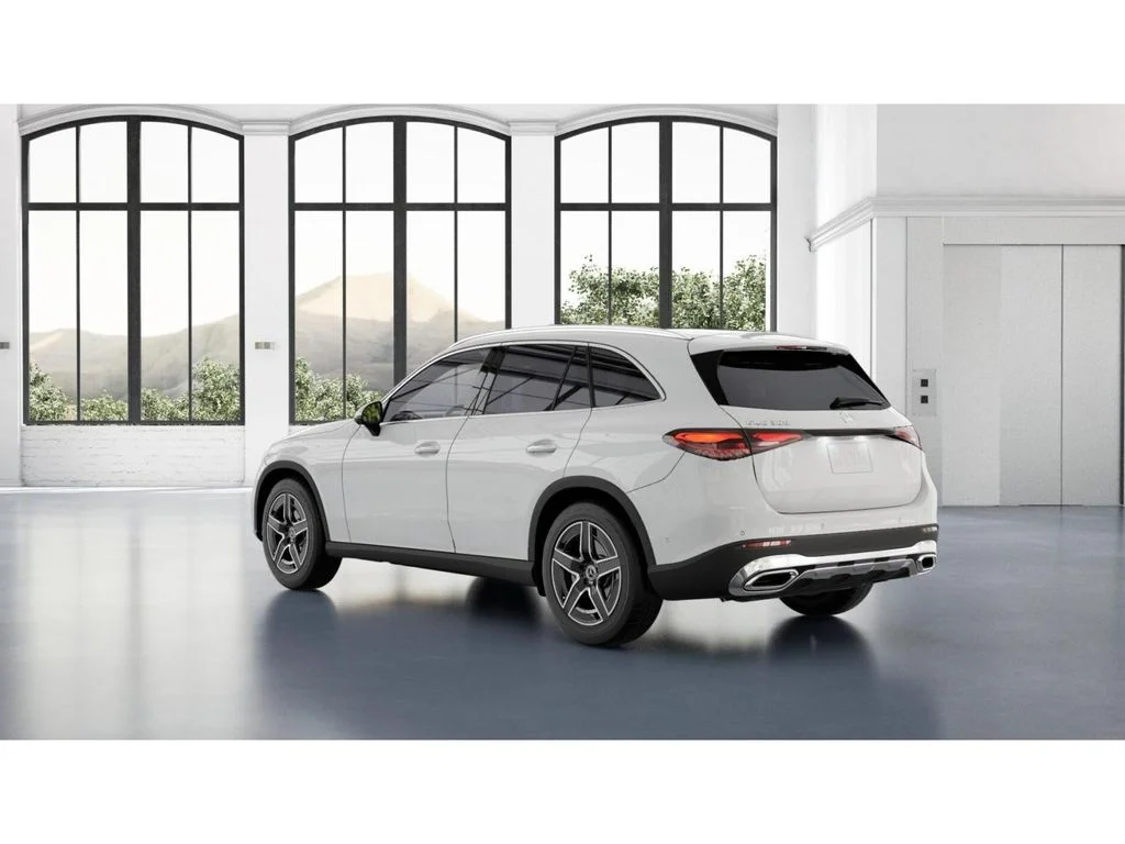 New 2027 White Mercedes-Benz GLC 300 image 29