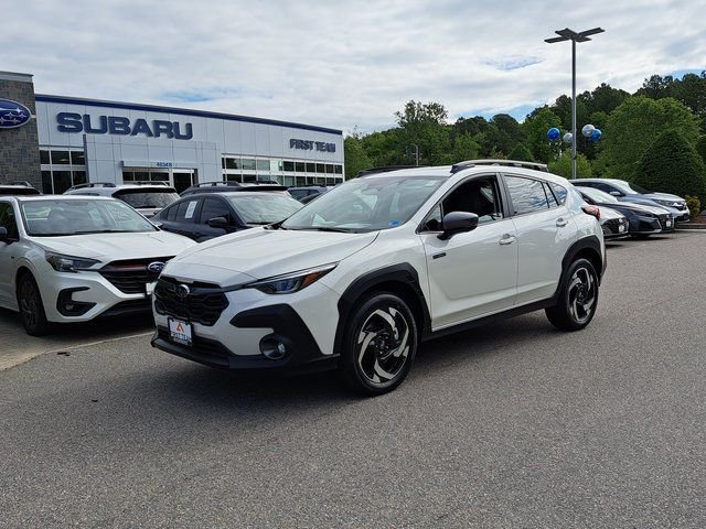 New 2026 CRYSTAL WHITE PEARL Subaru Limited Hybrid image 3