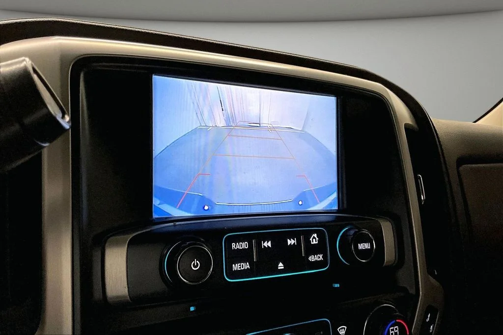 Used 2018 Gray GMC SLT image 15