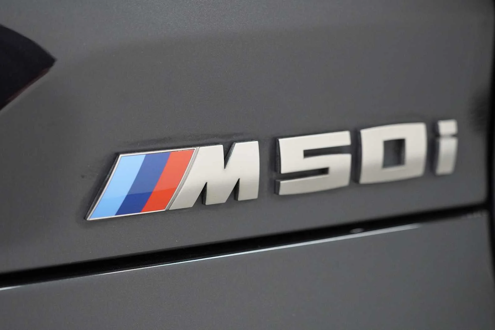 Certified Used 2023 Black Sapphire Metallic BMW M50i image 10