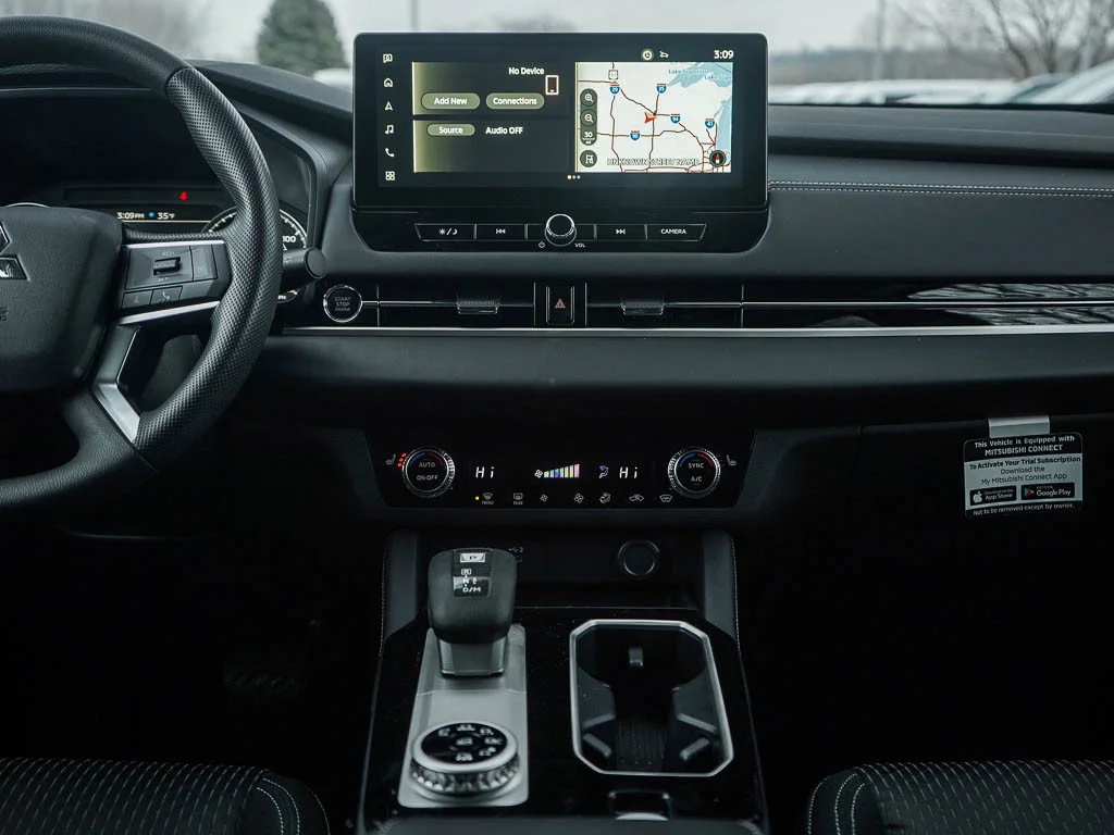 2026 Mitsubishi Outlander ES - Photo 16