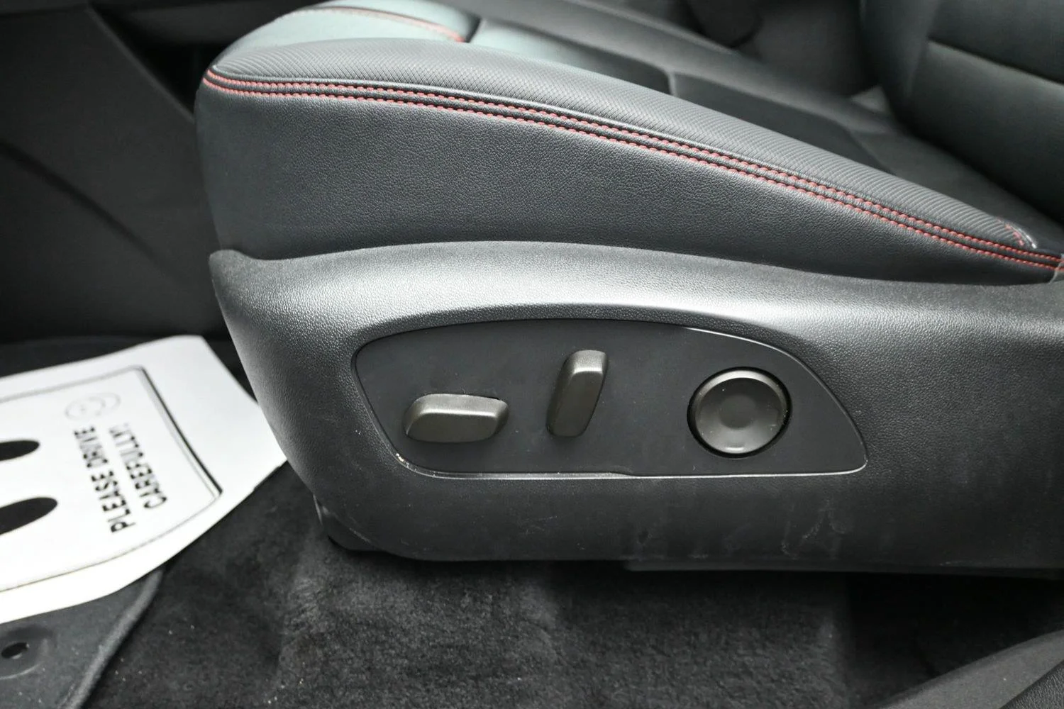 Used 2024 Mosaic Black Metallic Chevrolet RS image 25