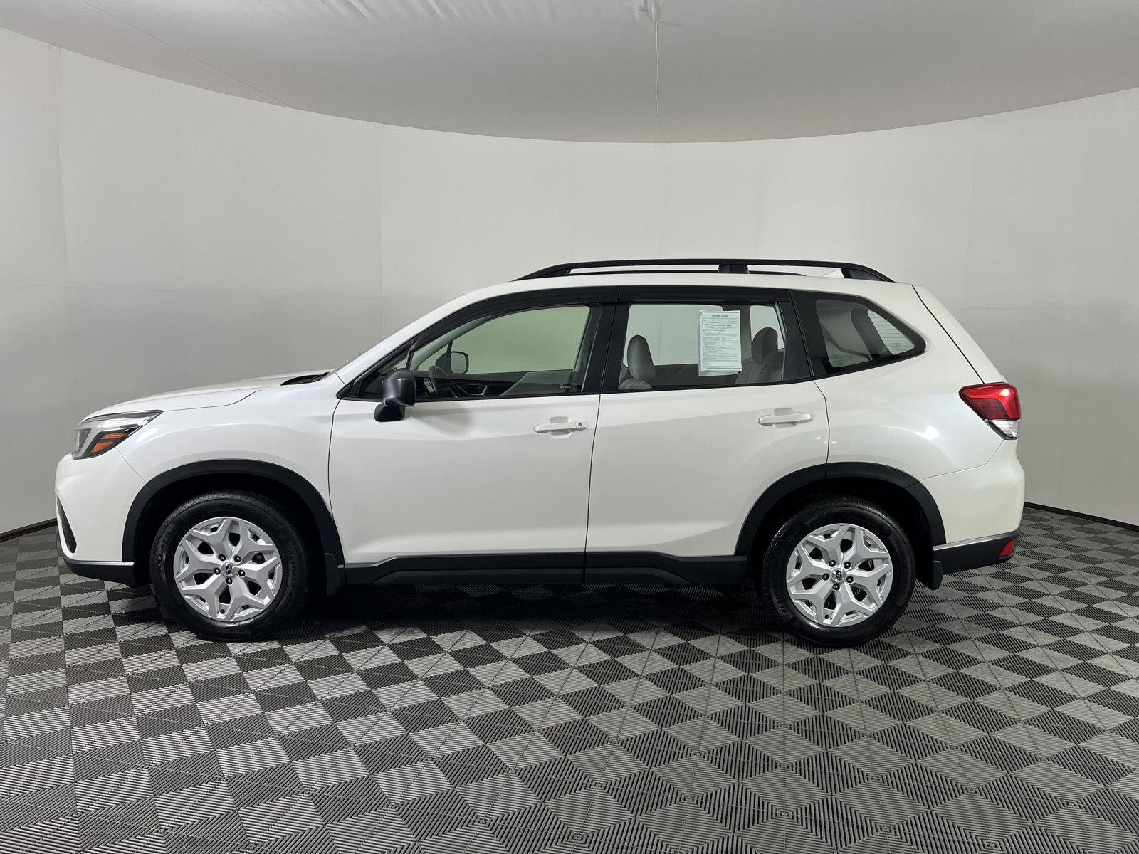 Used 2020 Crystal White Pearl Subaru Base image 23