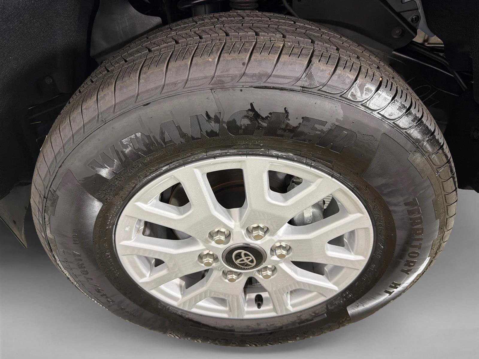 Used 2026  Toyota SR5 image 11