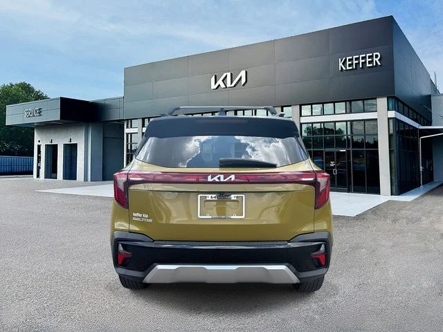 Certified Used 2024 Green Kia S image 7