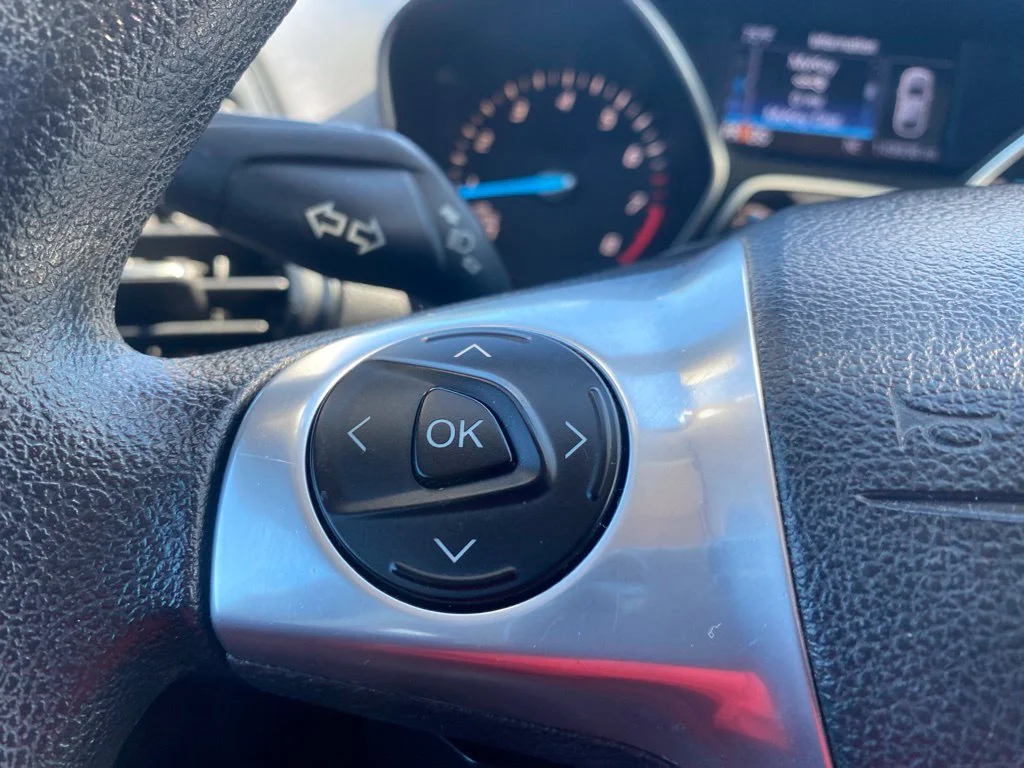 Used 2016 Silver Ford SE image 27