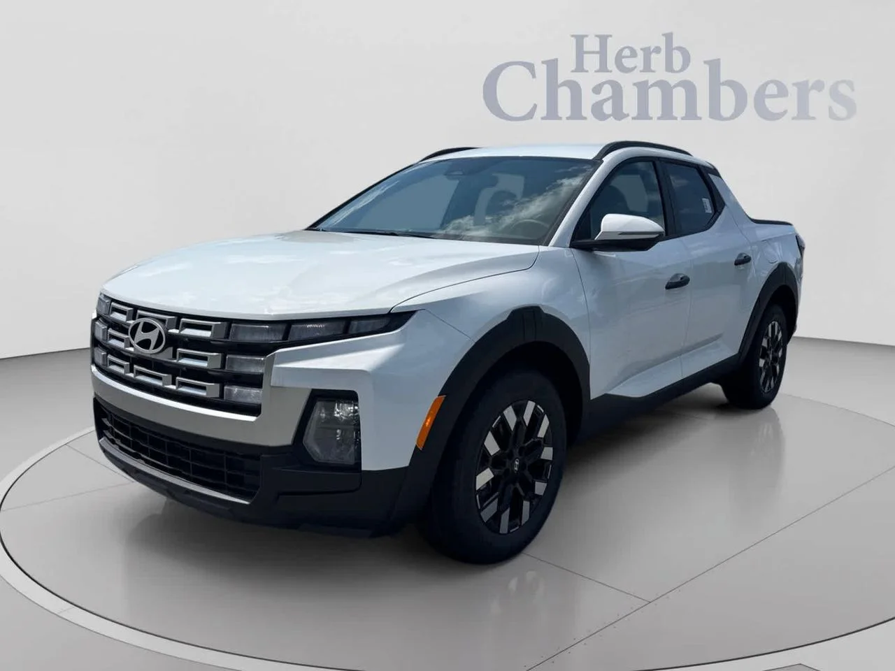 New 2026 White Hyundai SEL AWD image 8