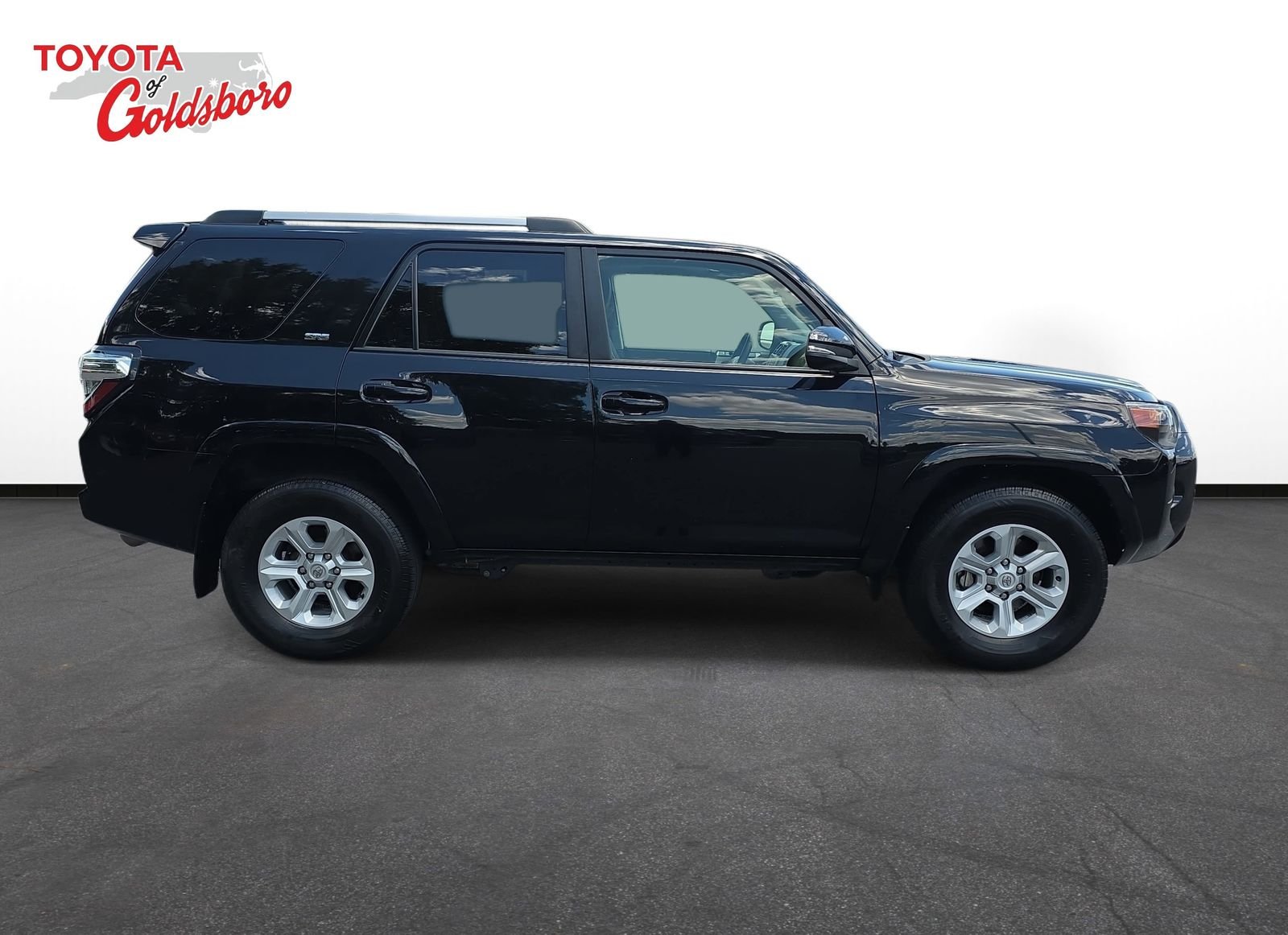 Used 2024 Black Toyota SR5 Premium image 4