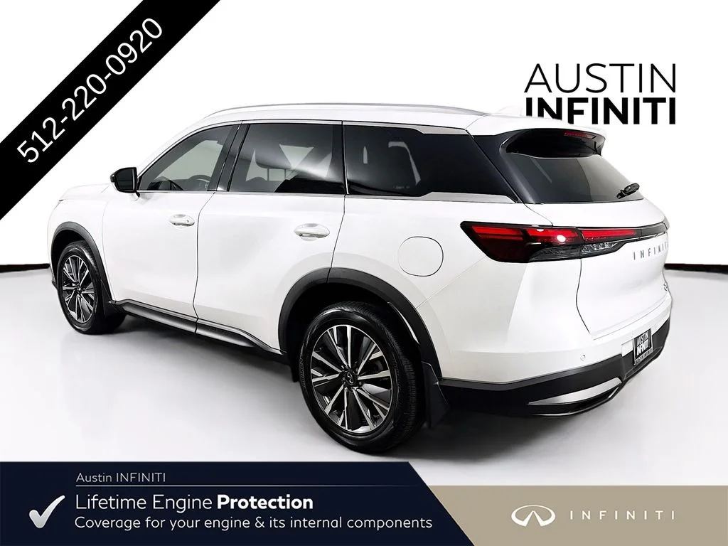 New 2027 RADIANT WHITE INFINITI LUXE image 7