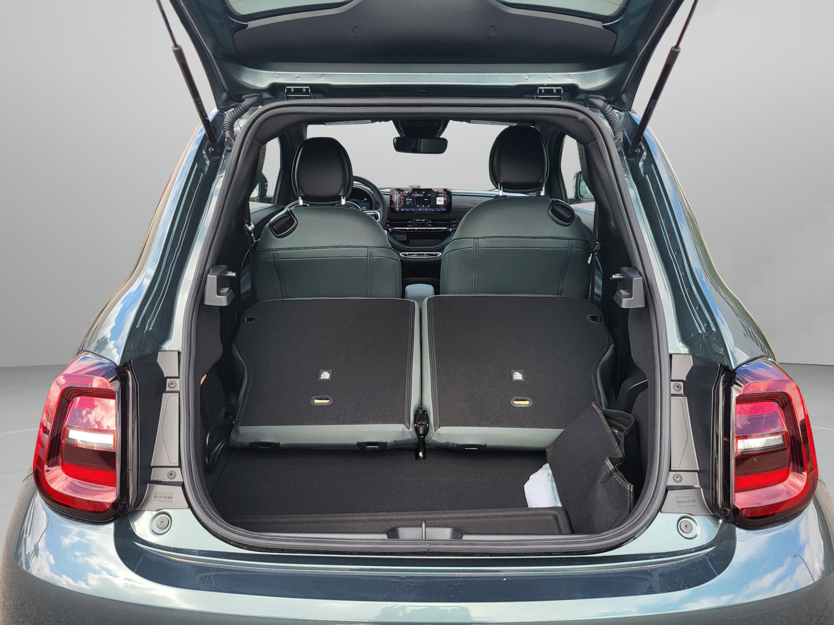 2025 FIAT 500e Base - Photo 23
