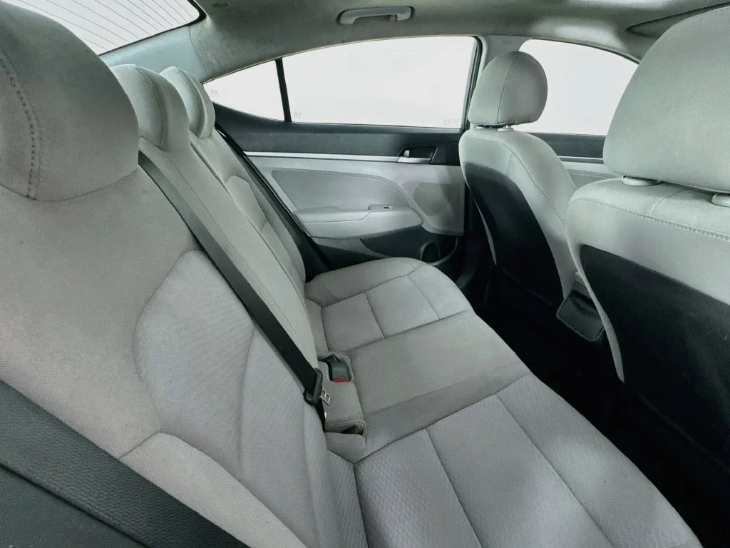Used 2019 Machine Gray Hyundai Value Edition image 33