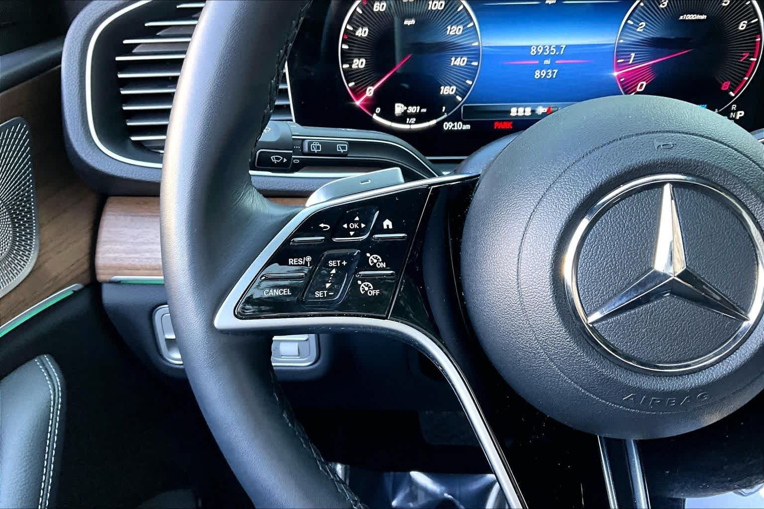 Certified Used 2026 Obsidian Black Metallic Mercedes-Benz GLE 350 image 23