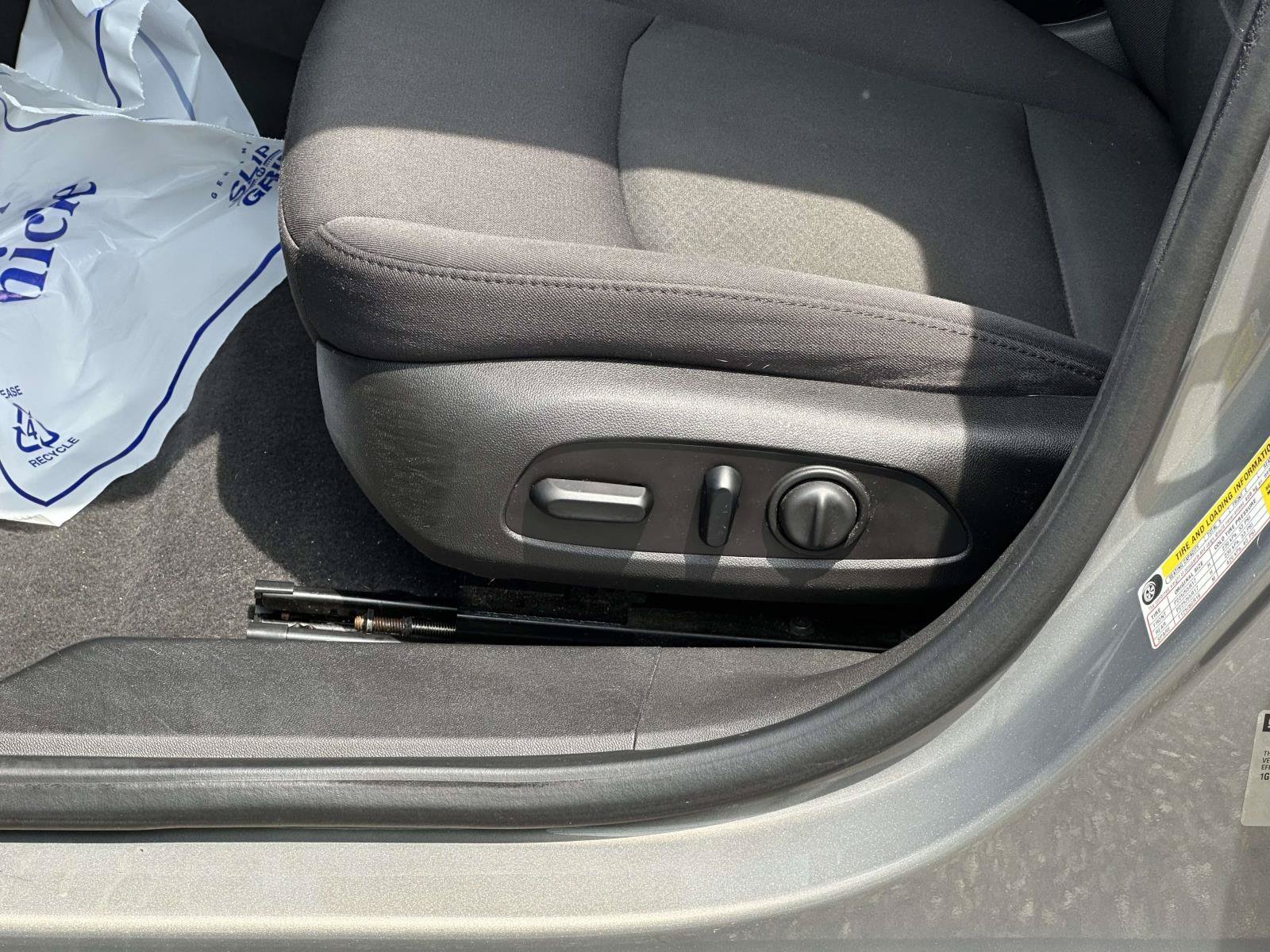 Used 2017 Pepperdust Metallic Chevrolet LT image 16