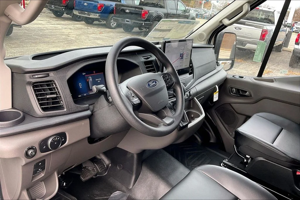 New 2026 Oxford White Ford Cargo Van image 8