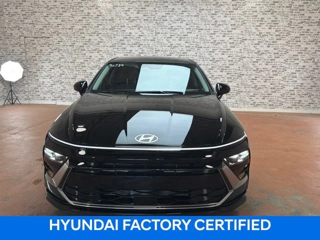 Certified Used 2026 Abyss Black Hyundai SEL Sport image 2