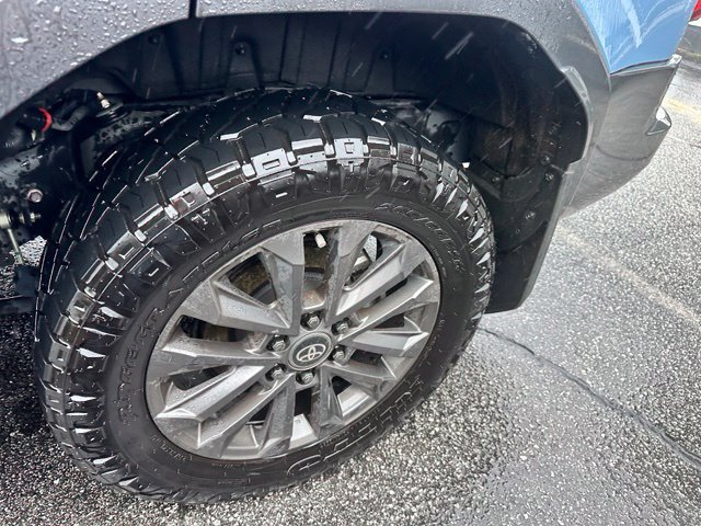 Used 2025 Blue Toyota  image 5