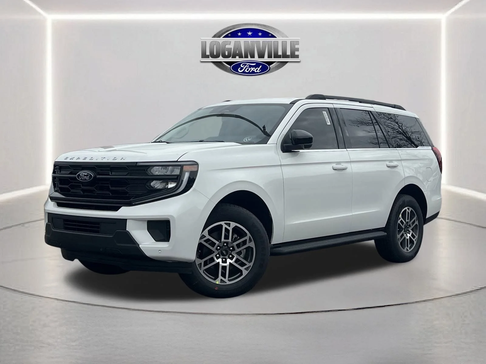 2026 Ford Expedition Active's photo