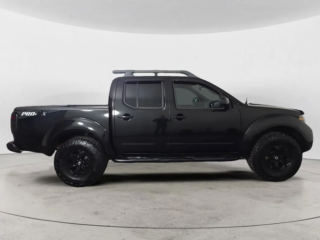 Used 2017 Black Nissan PRO-4X image 6