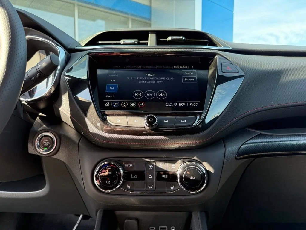 Used 2023 SUMMIT WHITE Chevrolet RS image 23