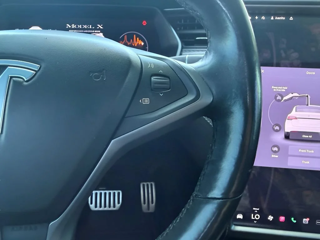 Used 2020  Tesla Performance image 23