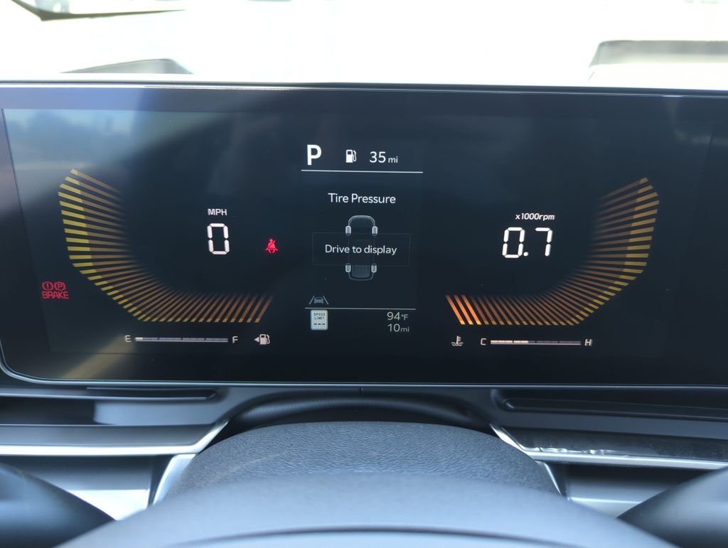 New 2027 Snow White Pearl Kia LX image 36