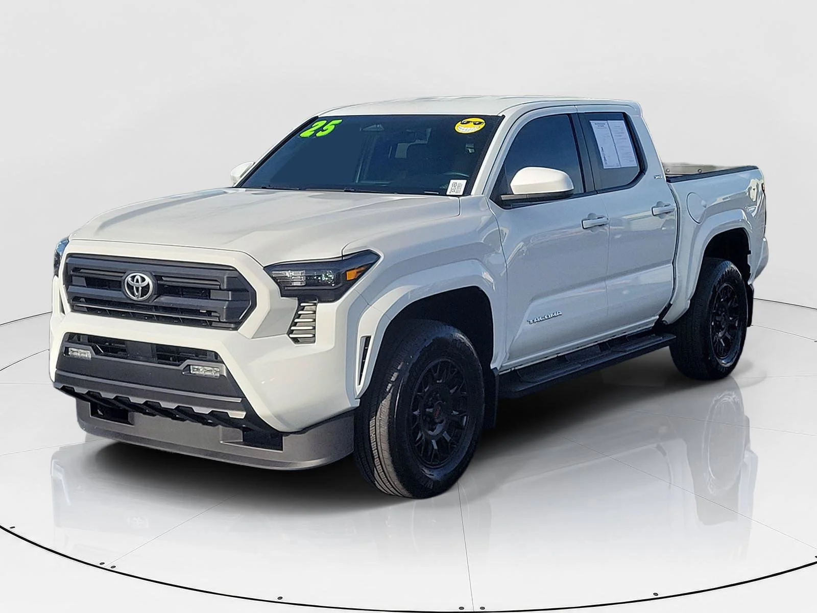 Used 2025 Ice Toyota SR5 image 26