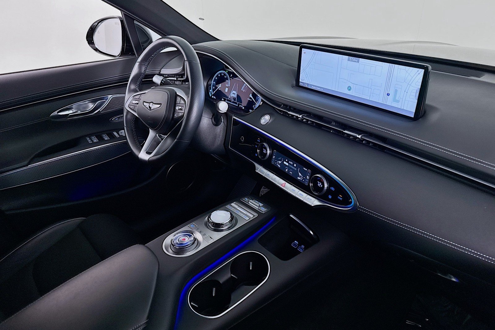 2023 GENESIS GV70 Standard - Photo 15