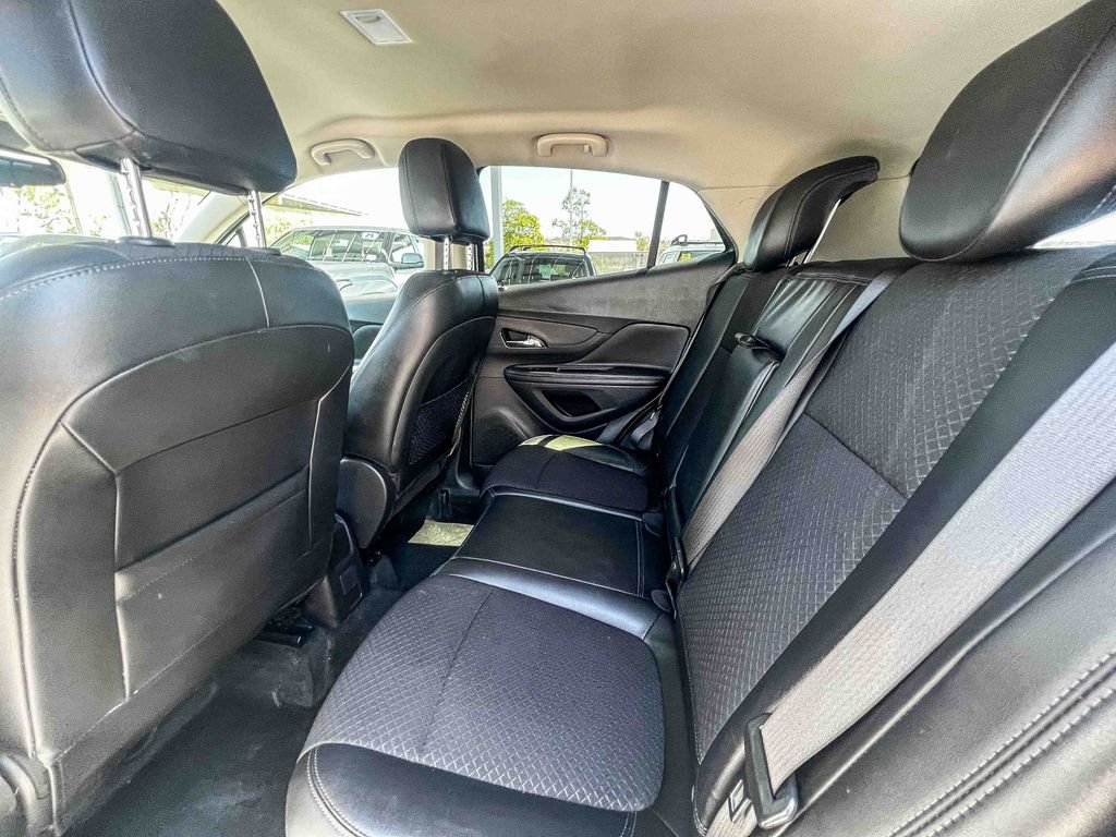 Used 2020 White Buick Preferred image 17