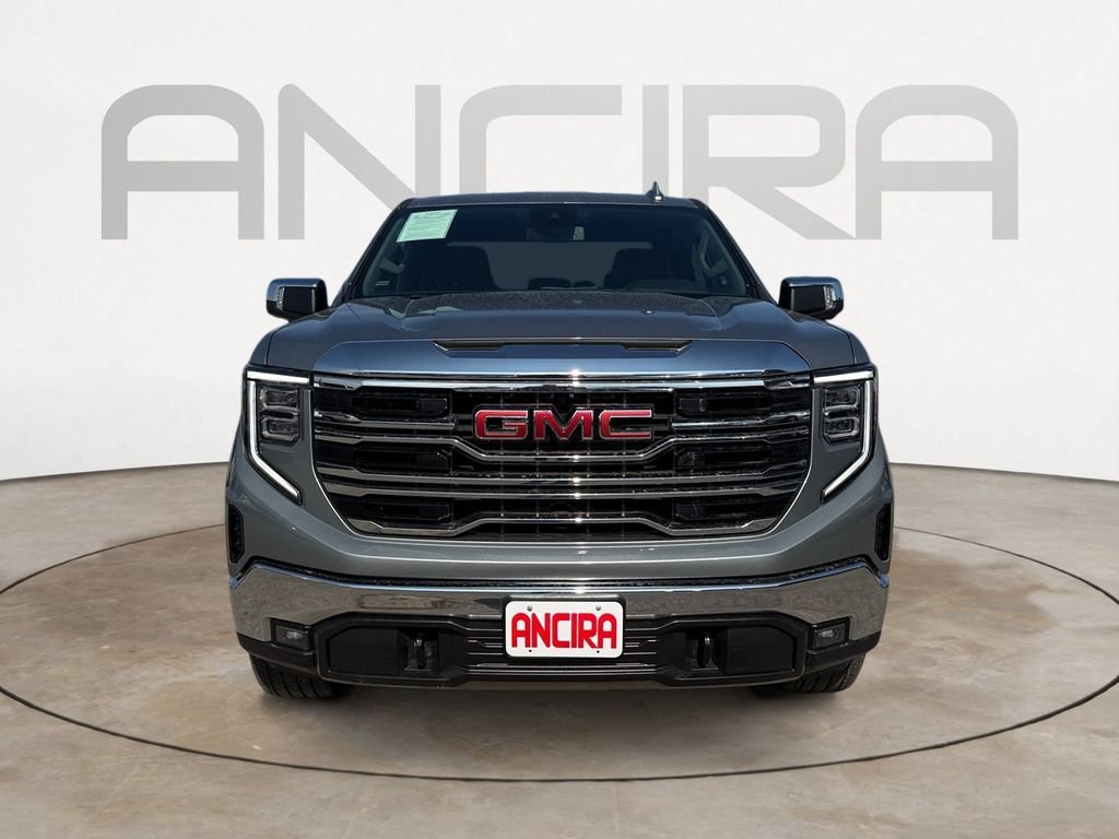 Used 2025 Sterling Metallic GMC SLT image 4