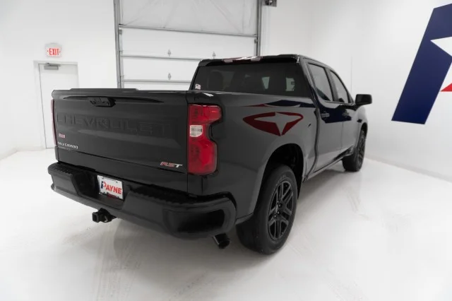 Used 2023 Black Chevrolet Custom image 7