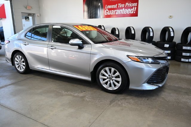 Used 2019 Silver Toyota LE image 4
