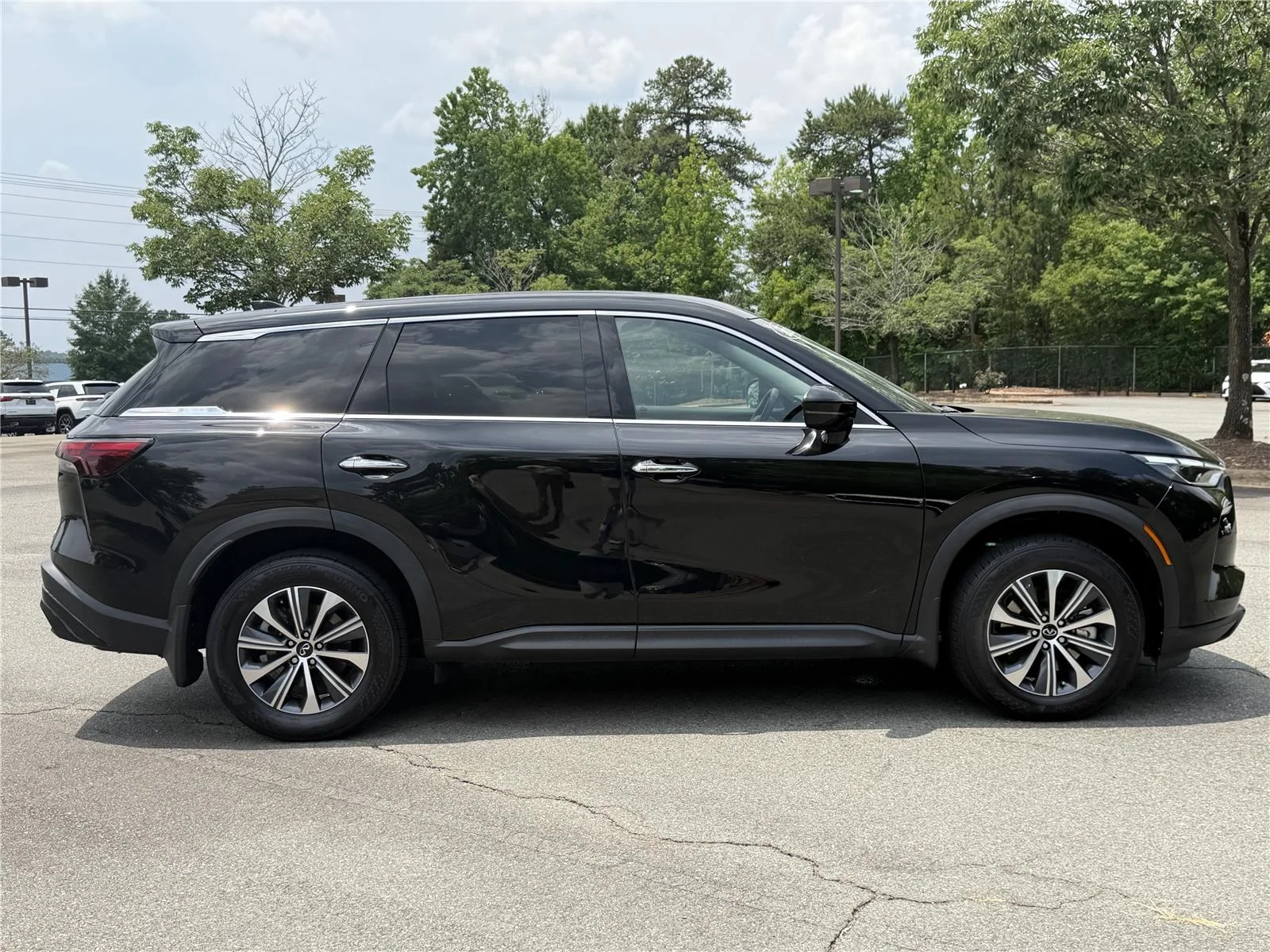 Certified Used 2025 Mineral Black INFINITI PURE image 30