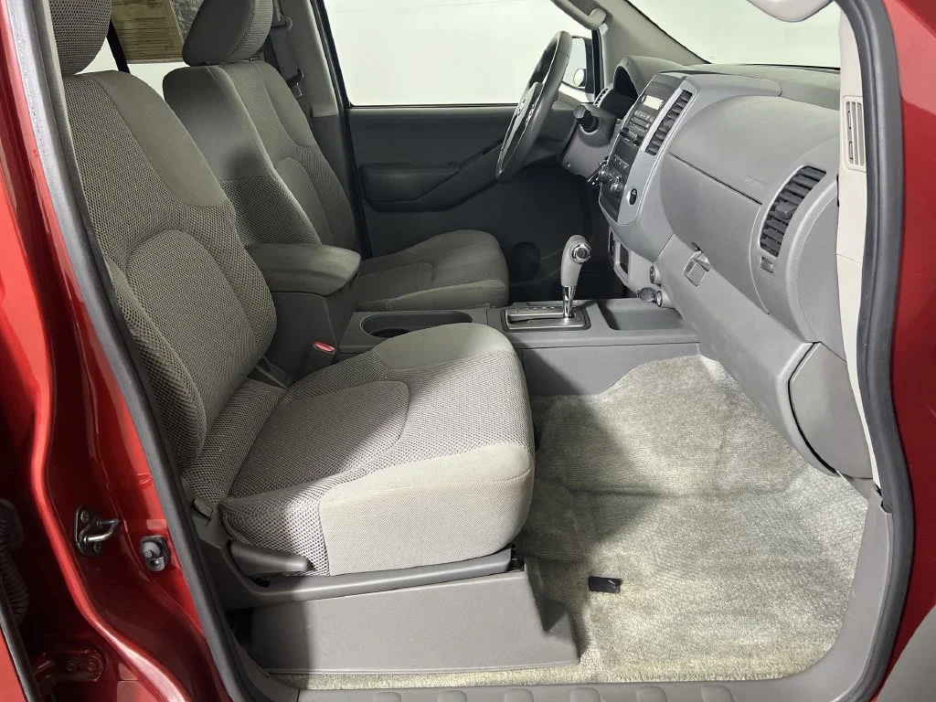 Used 2012 Red Nissan SV image 24