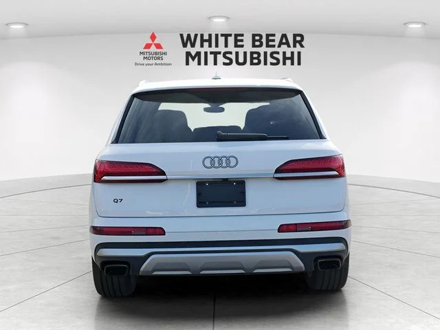 Used 2025  Audi 55 Premium Plus image 6
