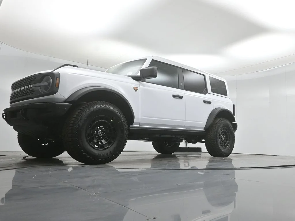 New 2026 Oxford White Ford Badlands image 42