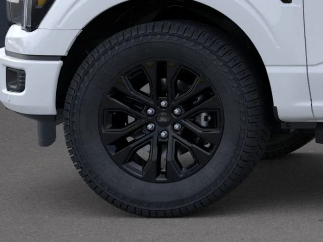 New 2026 Oxford White Ford Lariat image 19