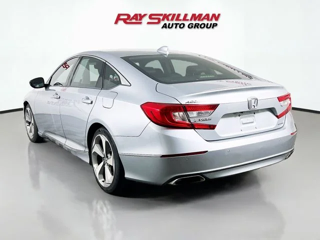 Used 2018 Gray Honda Touring image 5