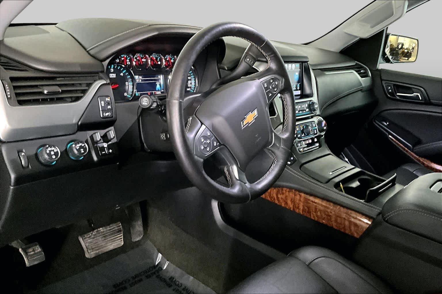Used 2018 Black Chevrolet Premier image 18