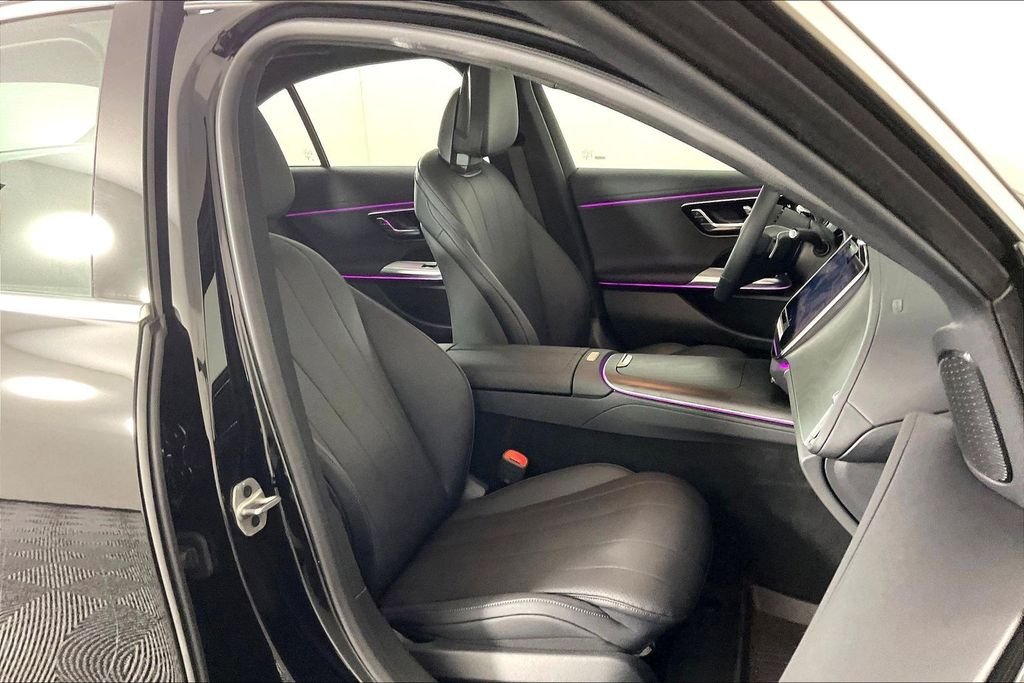 2026 Mercedes-Benz E-Class E350 - Photo 7