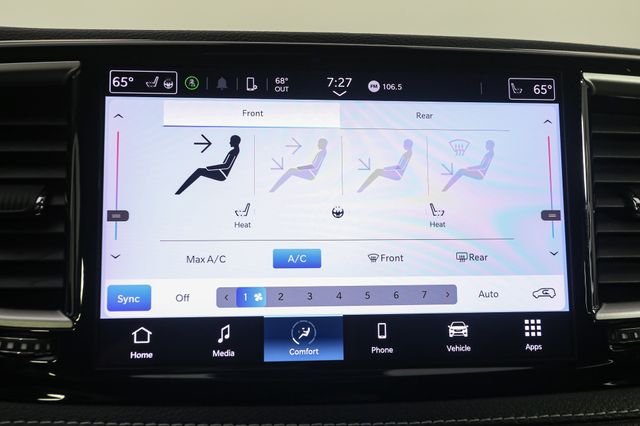 Used 2023 Black Chrysler Touring L image 24