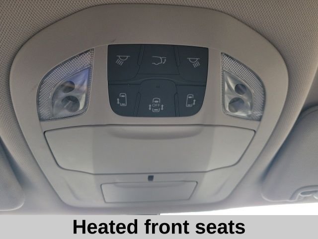 2023 Chrysler Voyager LX - Photo 12