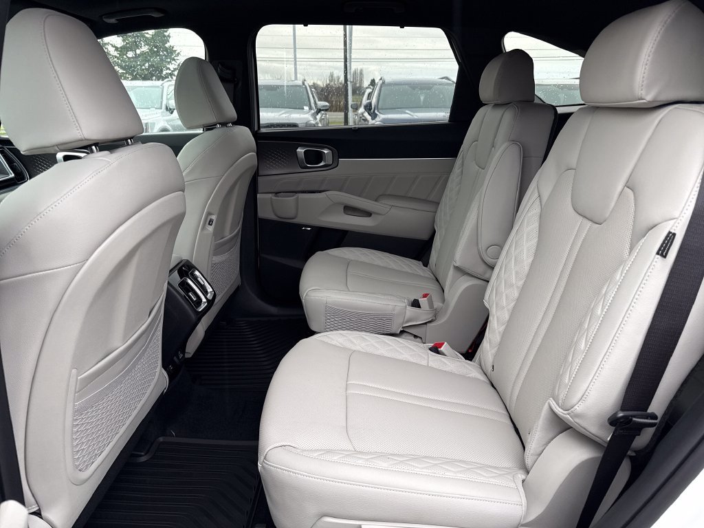 2026 Kia Sorento SX Prestige Hybrid - Photo 15