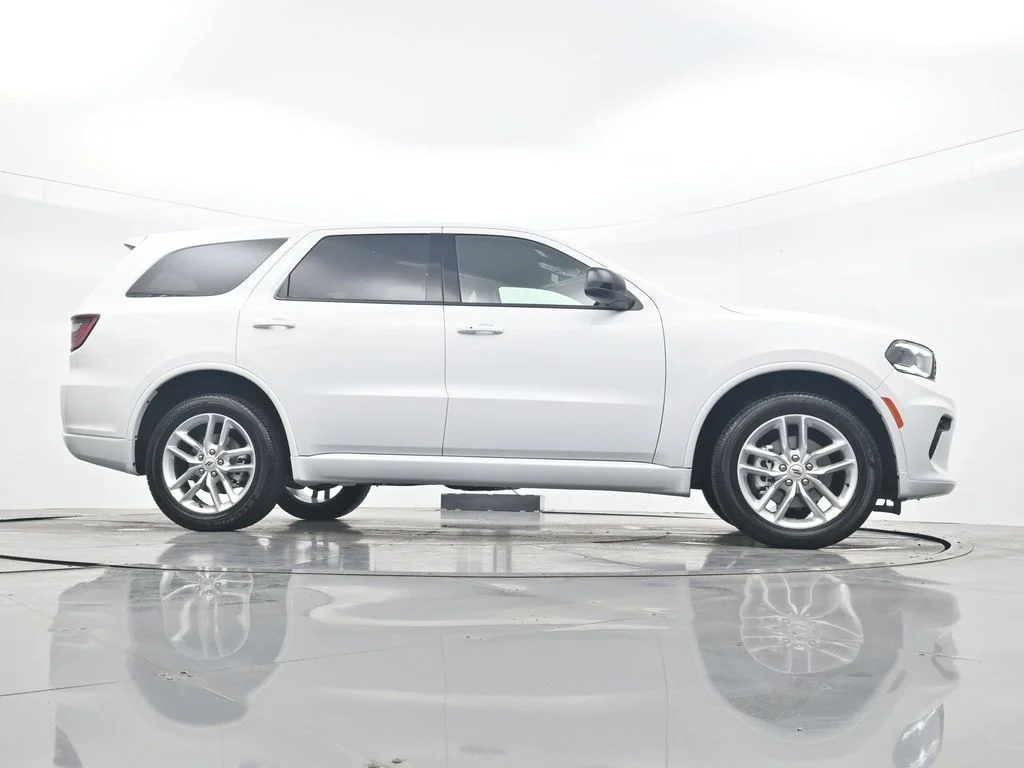 New 2026 White Knuckle Clear-Coat Exterior Paint Dodge GT image 37