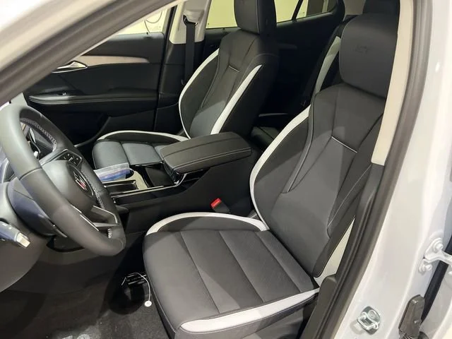 2026 Buick Envision Sport Touring - Photo 18