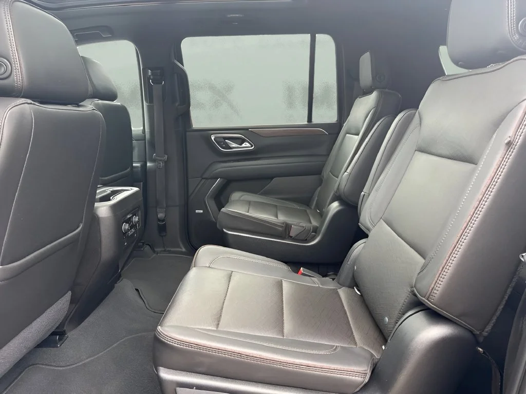 Used 2021 BLACK Chevrolet High Country image 28