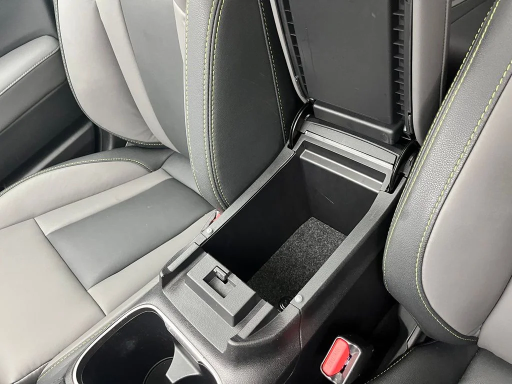Used 2023 White Subaru Onyx Edition image 32