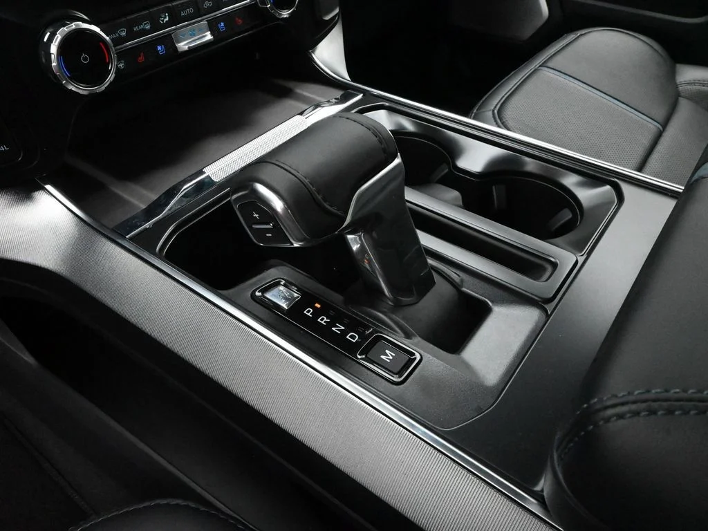New 2025 Agate Black Metallic Ford Platinum image 18