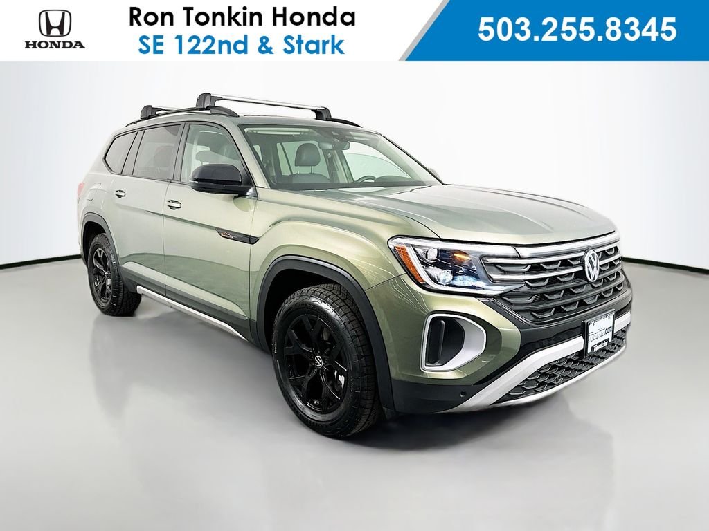 2025 Volkswagen Atlas 2.0T Atlas Peak Edition 4MOTION's photo